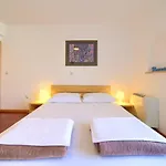 فندق مبيت وإفطار Lucija