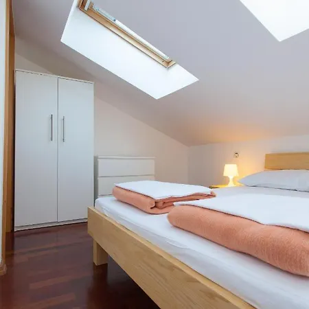Lucija Bed and breakfast Punat