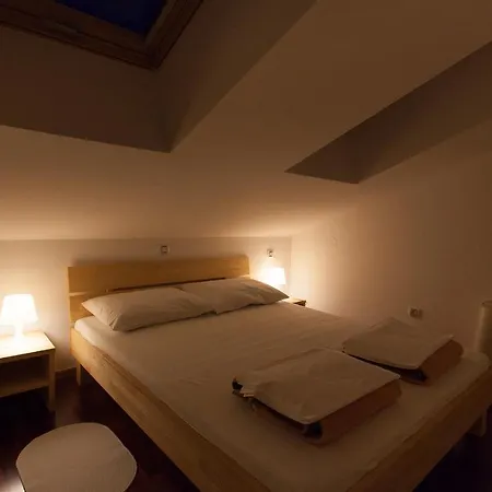 Bed&breakfast Lucija 2*