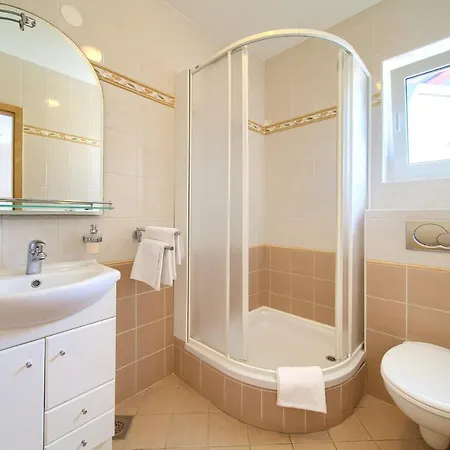Bed&breakfast Lucija 2* Punat