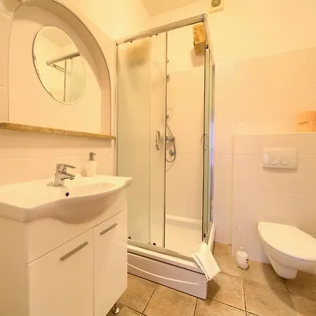 Bed&breakfast Lucija 2* Punat