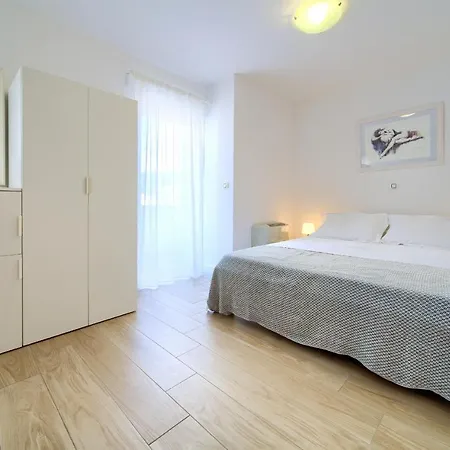 Bed&breakfast Lucija Frühstückspension Punat