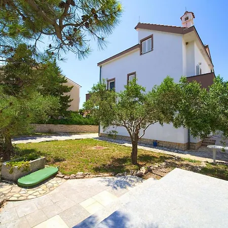 Lucija Bed and breakfast Punat