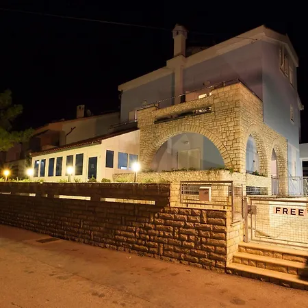 Bed&breakfast Lucija 2* Punat
