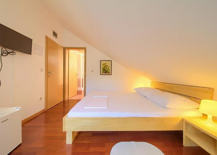 Bed and Breakfast Lucija Punat