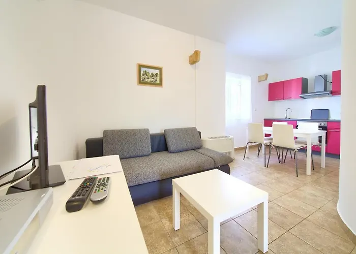 Lucija Bed and Breakfast Punat