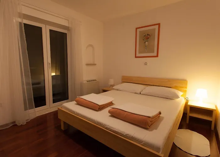 Lucija Bed and Breakfast Punat