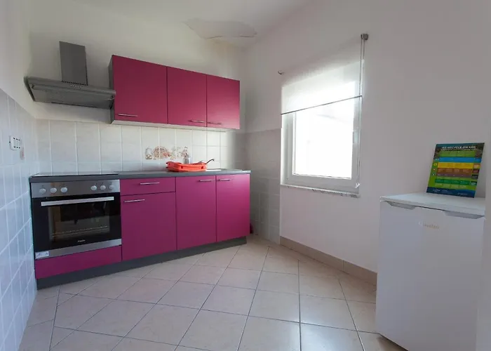 Lucija B&B 푸나트