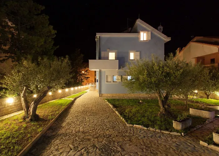 Lucija B&B 푸나트